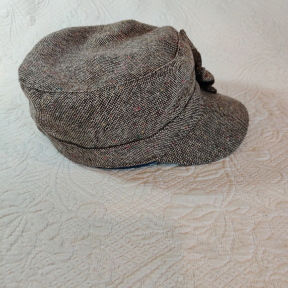 D & Y Newsboy With Bow Accent Knit Tweed Cap 1975 One Size Fits All Hat - Picture 5 of 8